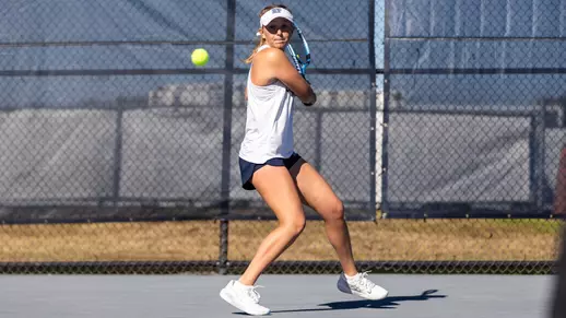 2026 North Florida Women's Tennis - Gabby Goyins