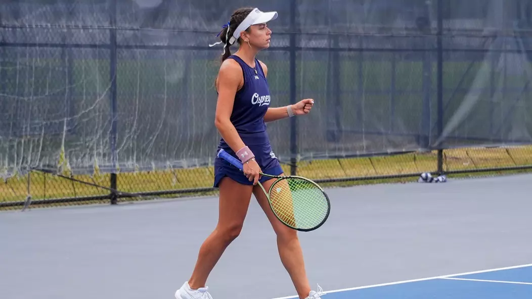 women's tennis player of week Isabel Oliveira