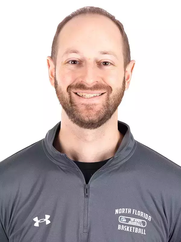 2026-27 North Florida Men's Basketball - Zack Freesman Headshot