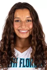 Headshot of Julianna Santiago