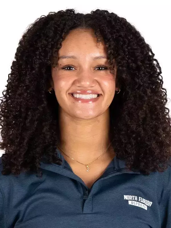 Headshot of Volleyball Assistant Coach Kailey McKnight