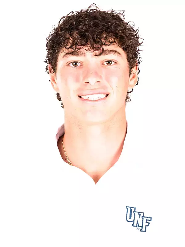 Headshot of Easton Oliva