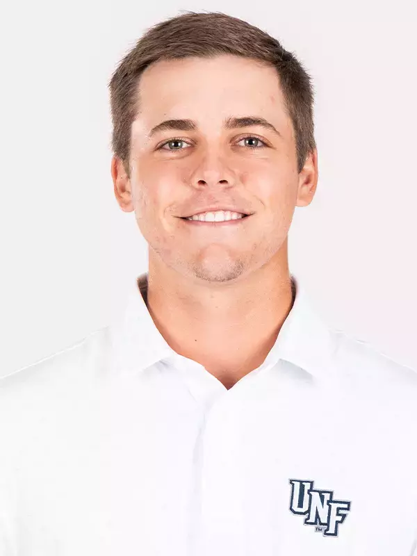 Headshot of Luke Gosset