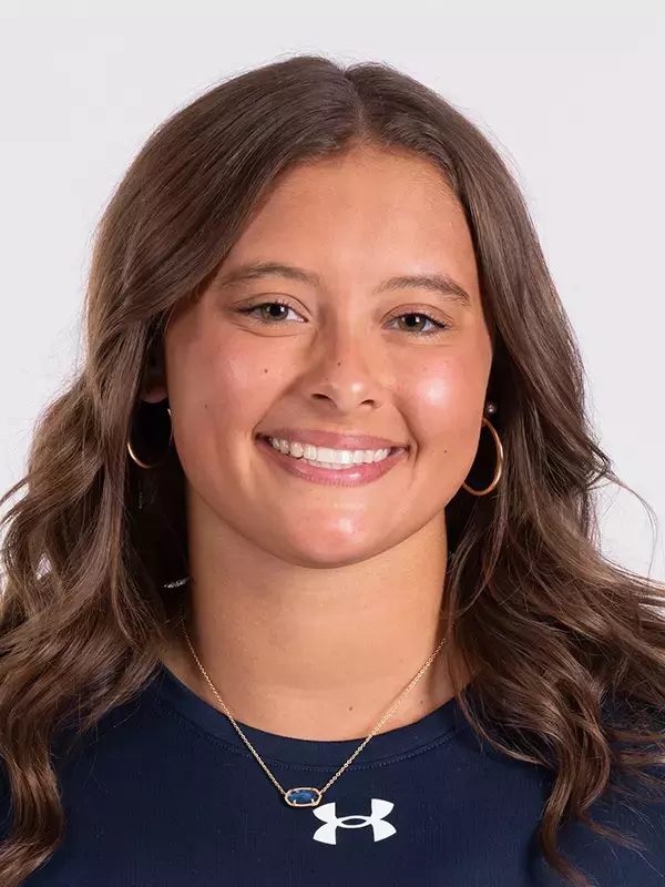 Headshot of Brooke Bourn