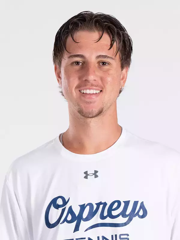 Headshot of Daniel Marincas