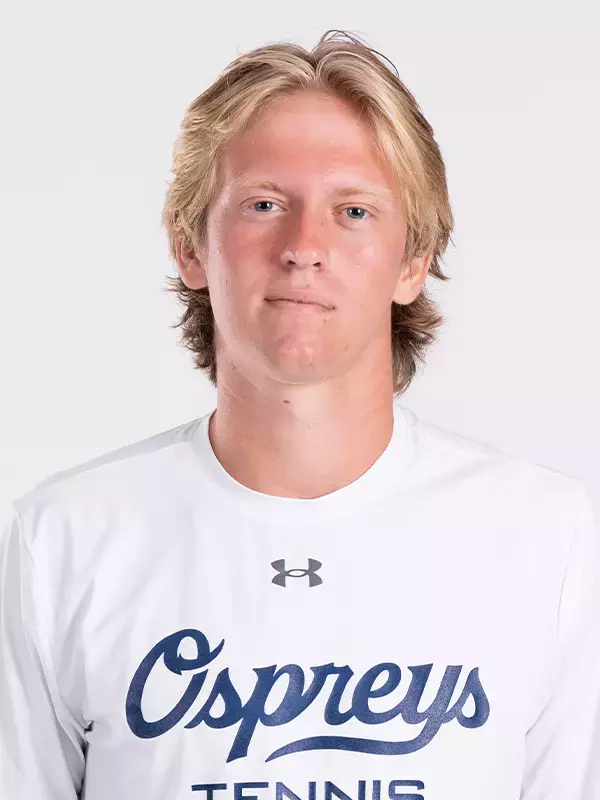 Headshot of Kyle Piqueras
