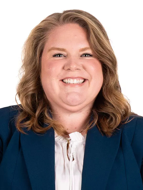 Headshot of Associate Athletic Trainer Katie DeLost