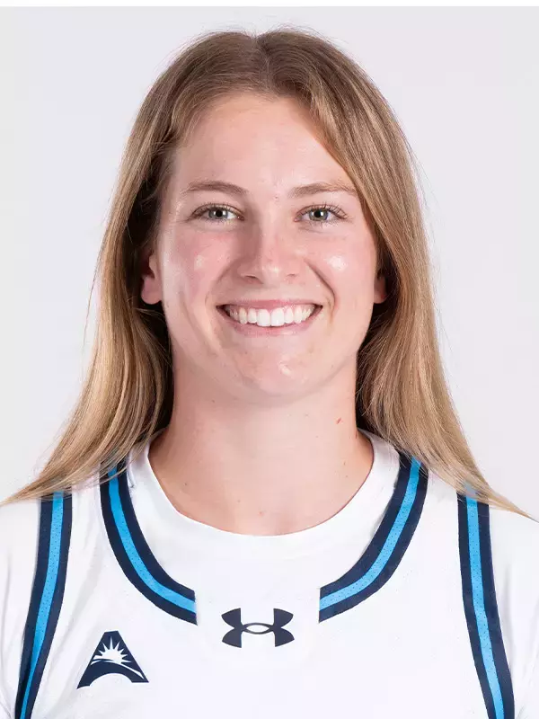 Headshot of Abby Knauff