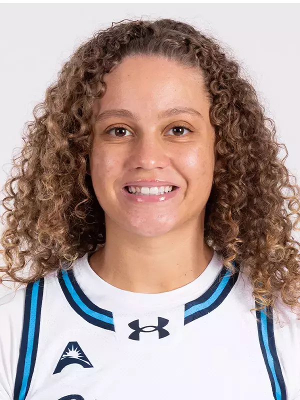 Headshot of Alonya Walden