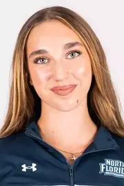 Headshot of Kylie Stapor