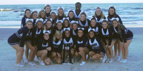 UNH CHEERLEADING FINISHES SECOND OVERALL AT NCA COLLEGIATE CHEER CHAMPIONSHIP