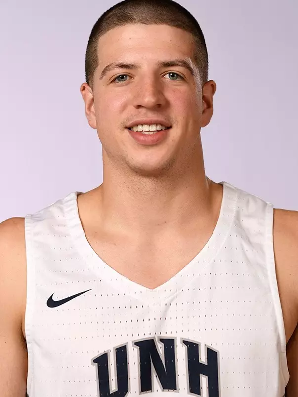 Leissner_Tanner_2017-18_Headshot_home