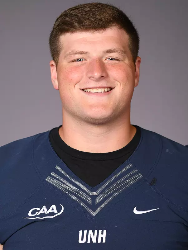 Riley Burns headshot 2019