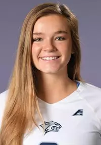 Hannah Serbousek 2021 Headshot