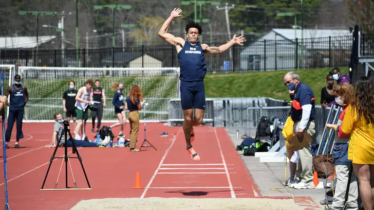 Nate Hobbs & James Wilkes Compete on Day 1 of NCAA Prelims