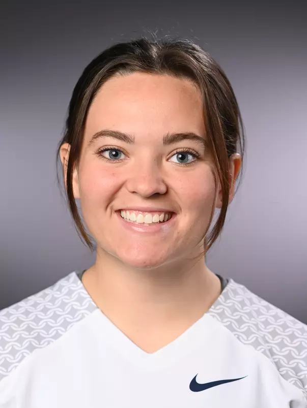 27_Izzy_Aiello_D06_4189