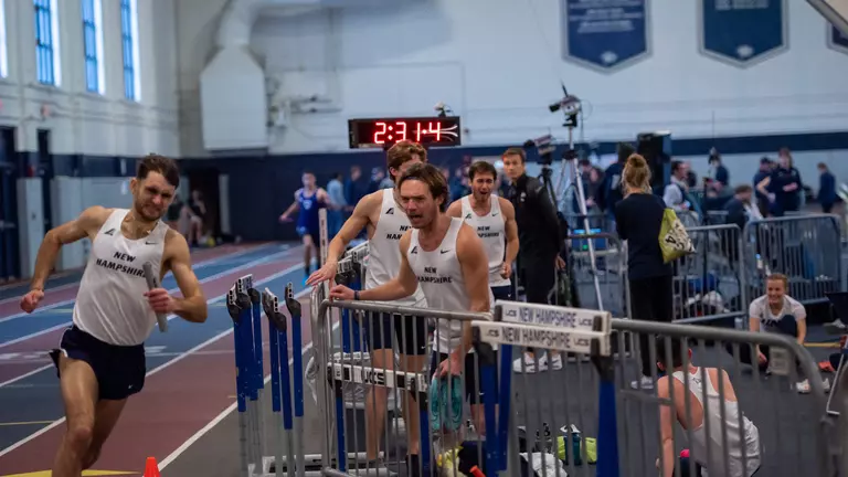 Wildcats Have Strong Finishes in David Hemery Valentine Invitational