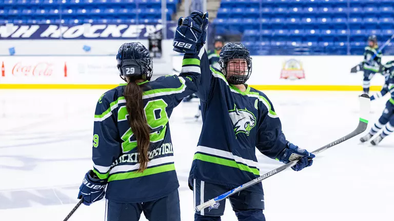 UNH Begins Two Game Series with Merrimack (Oct. 31)