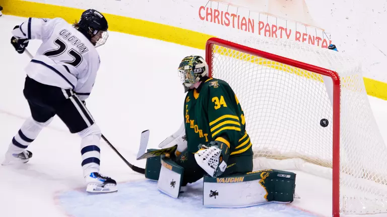 Men’s Hockey Earns 4-2 Win Over Vermont