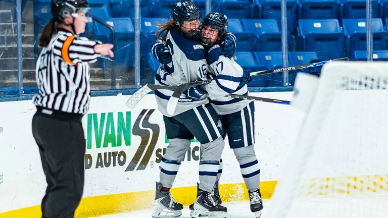 Women's Hockey Downs Merrimack 5-2