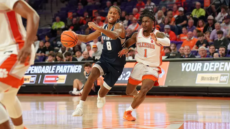 UNH Falls to Clemson in Season Opener