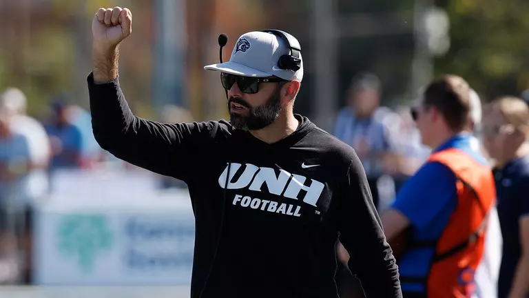 Football Inks Nine Recruits on Signing Day