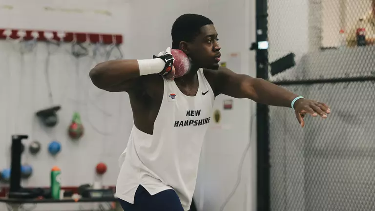 Men's Track and Field Finishes Third at Tri-Meet with Rhode Island, Stonehill