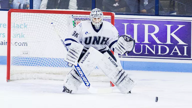 Kyle Chauvette Named Hockey East Goaltender of the Week