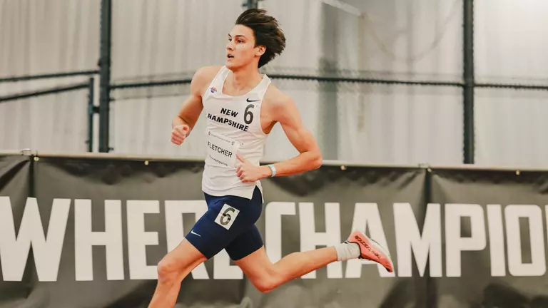 Men's Indoor T&F Kicks Off 2025-26 with Tri-Meet at Rhode Island (Dec. 5)