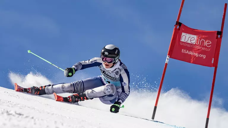 Wildcats Finish Fourth at Middlebury Carnival