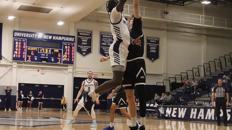 'Cats Host NJIT for Alumni Day Saturday Afternoon (1 p.m., ESPN+)