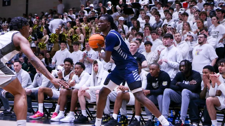 Wildcats Fall to Bryant in Regular Season Finale