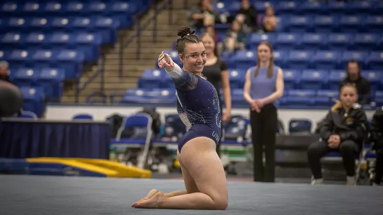 Reade Headlines Wildcats' Season-High 195.525 at No. 19 Nebraska