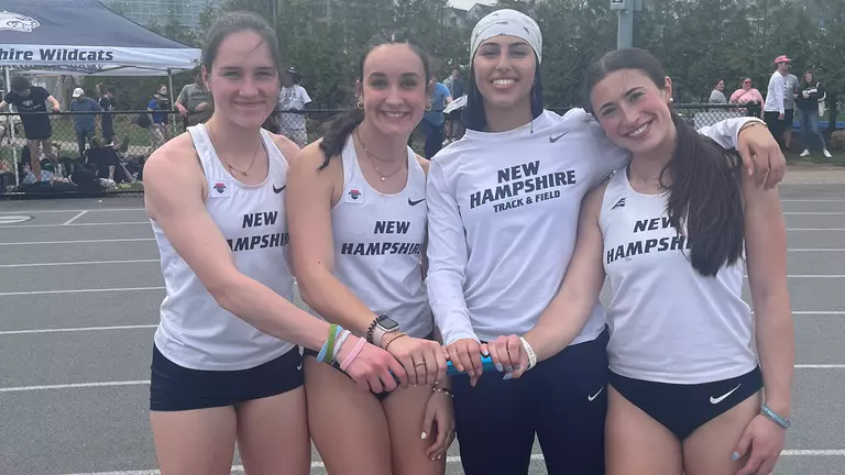 'Cats Win 7 Events, Break 2 School Records at George Davis Invitational