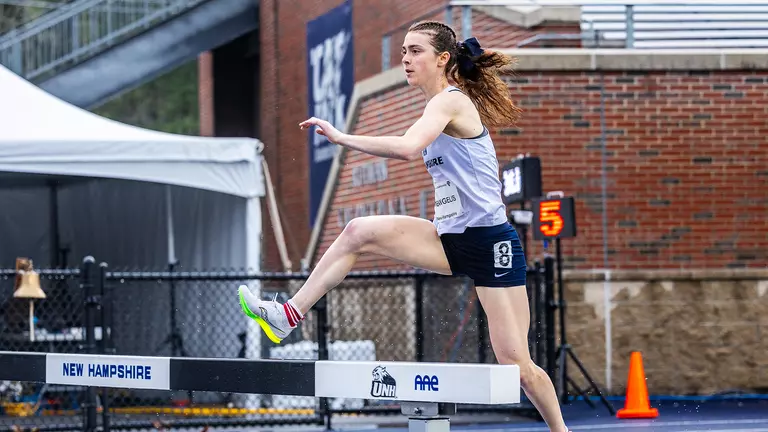 Women’s Track and Field Finishes Fourth at New England Championships