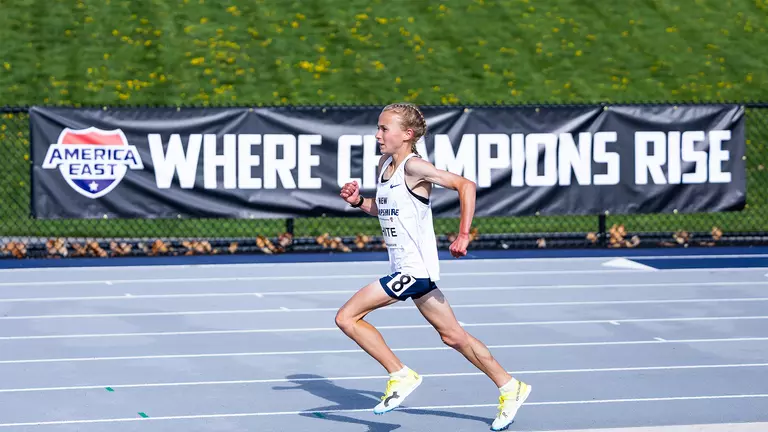 Ruth White Dominates 10,000 Meter Run on Day 1 of America East Championships