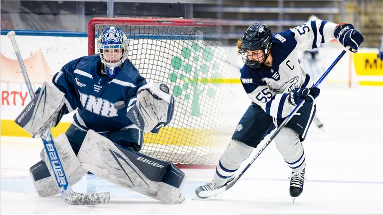 Sixteen 'Cats Named to Hockey East 2024-25 Women's All-Academic Team