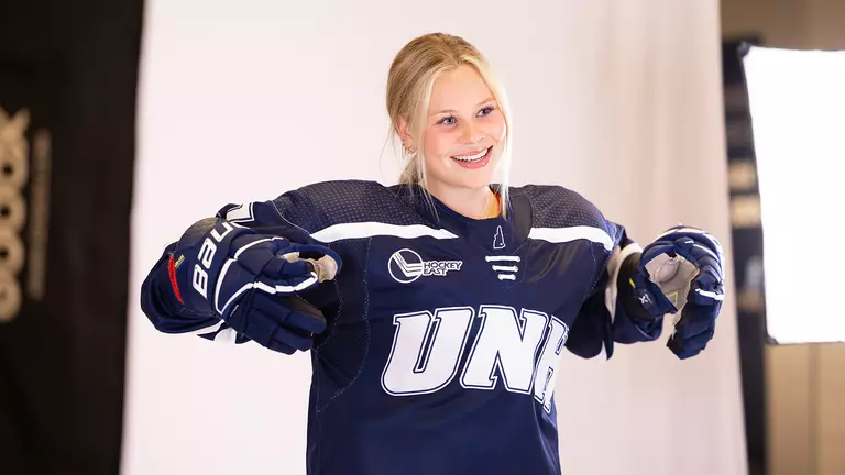 Media Day: Behind the Scenes (photo gallery)