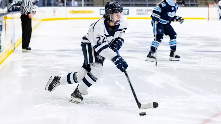 UNH Skates to 5-1 Border Battle Exhibition Win vs. Maine