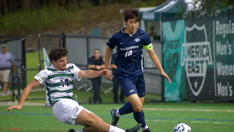 Men’s Soccer Wins 3-2 Thriller at Binghamton