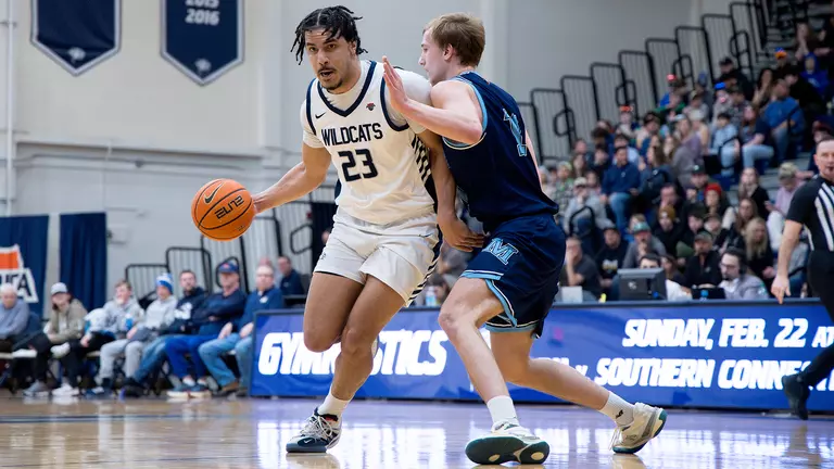 El Shakery Records Double-Double in 61-58 Loss to Maine