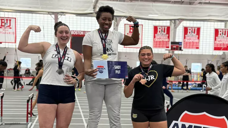 Reaves Finishes Second in Shot Put at America East Championship