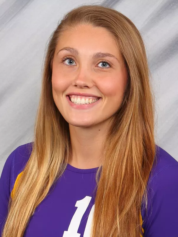 LindseySchulz-headshot-2015