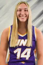 Riley Wright Headshot 2022