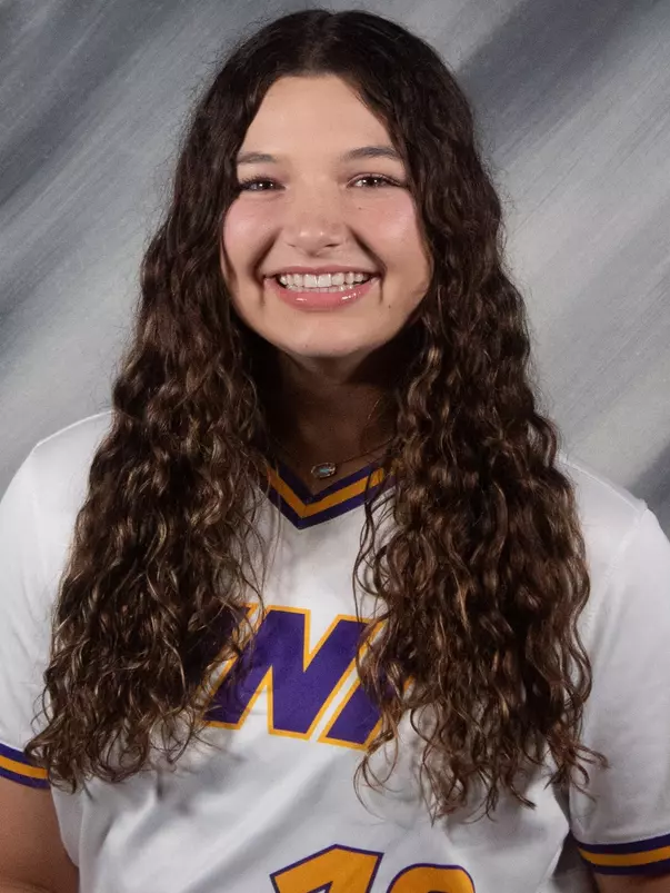 Savanna Jemilo Headshot 2024