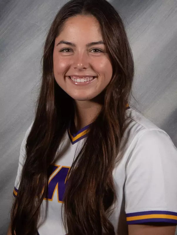 Ava Smithson Headshot 2024