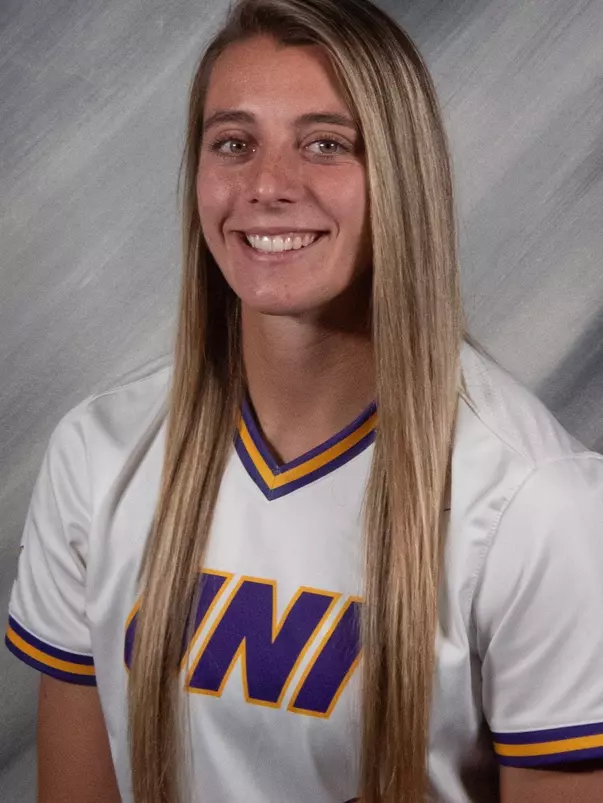 Samantha Heyer Headshot 2024