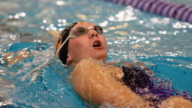 UNI swimmers capture six title at the Coyote Invite