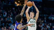Former Panther AJ Green signs four-year extension with Milwaukee Bucks
