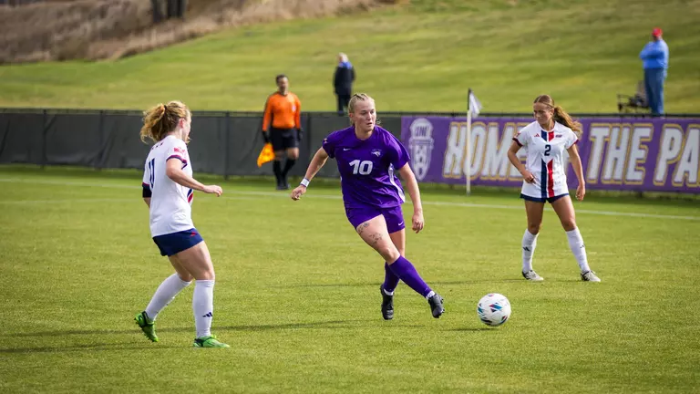 UNI soccer signs ten transfers to 2026 class